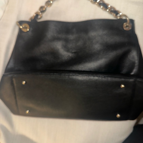 Build Your Bag from Mark & Graham.
With 3 different handles included. - Picture 2 of 10